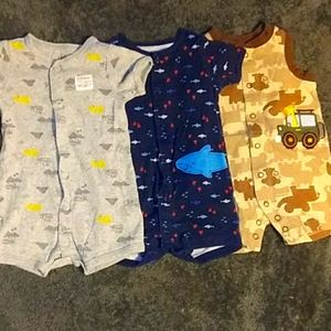 3 pk boys rompers